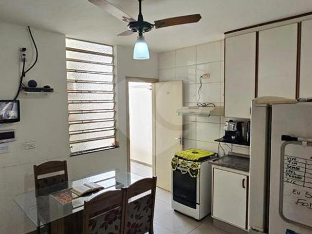 Casa à venda no bairro Vila Monteiro