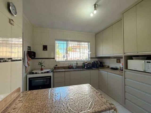 Casa à venda no bairro Vila Mathias