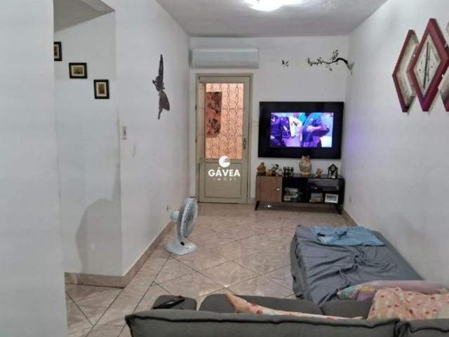 Casa à venda no Estuário em Santos