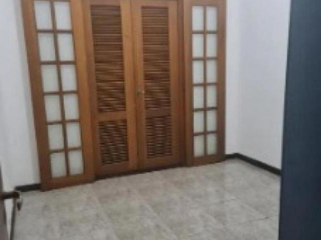 Casa A Venda No Km 18 Com 6 Quartos