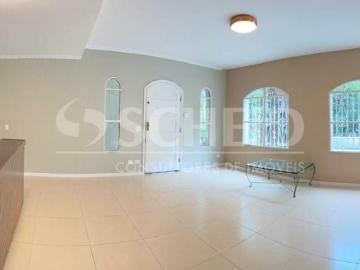 Casa à Venda no Jabaquara 216 m² com 4 dormitórios e 5 vagas