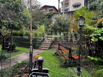 Casa a venda, no Jardim Marajoara, 05 quartos,sendo 2 suítes, 03 vagas