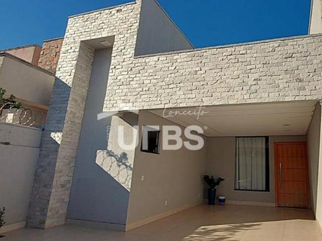 Casa à venda no Jardim Atlântico | 3 suítes | Piscina aquecida | R$ 895.000
