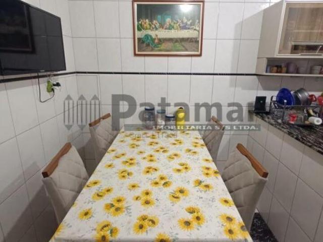 Casa à Venda no Jardim Adhemar de Barros