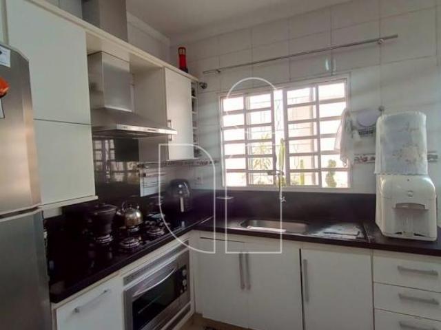 Casa à venda no Jardim Adolpho Bim na cidade de Marília/SP