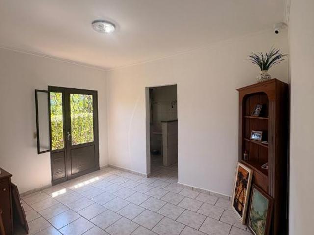 Casa à venda no Jardim América II, Americana: 84,73 m², 1 dormitório, 1 suíte.