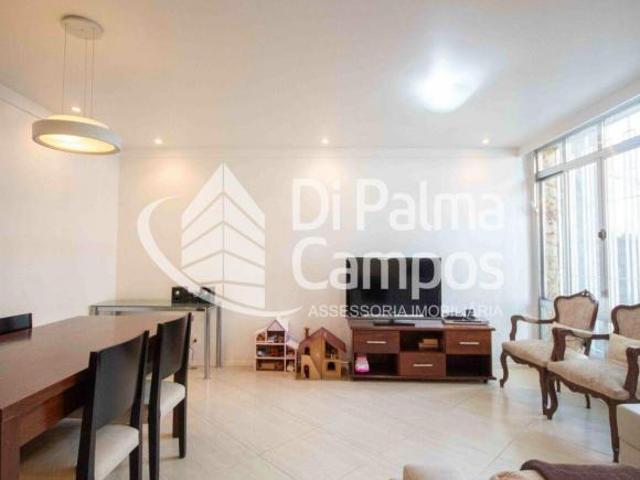 Casa à venda no Jardim da Glória com 3 quartos, 2 vagas e 180 m²