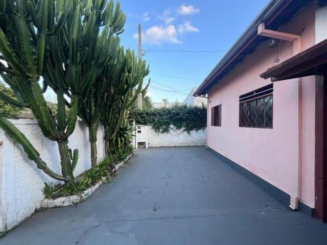 Casa à venda no Jardim das Indútrias SJC
