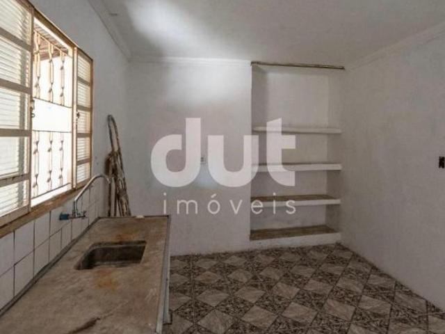 Casa à venda no Jardim dos Oliveiras em Campinas/SP