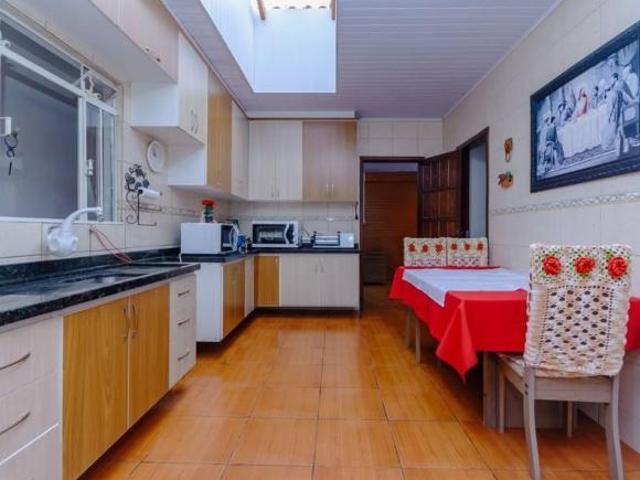 Casa à venda no Jardim dos Pimentas