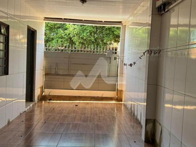 Casa a venda no Jardim Europa, Toledo PR, com 225 m de terreno