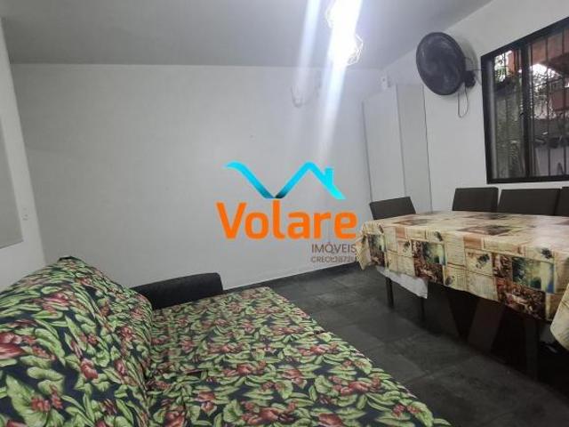 Casa à Venda no Jardim Ester Yolanda 2 Dormitórios e Garagem
