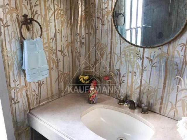 Casa à Venda no Jardim Guedala 4 Quartos 2 Suítes, 6 Vagas, 388m² A.C