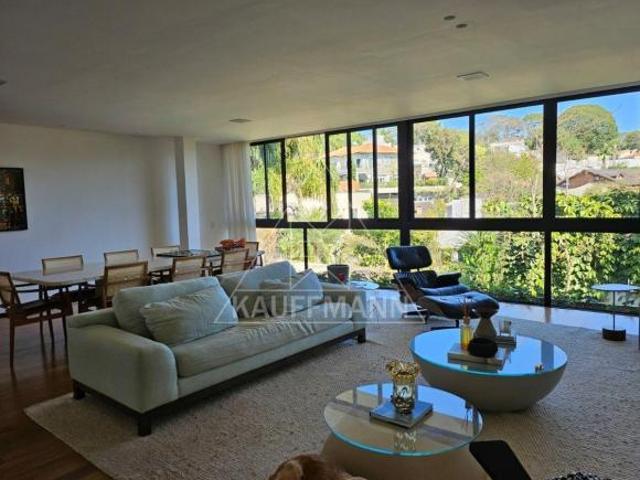 Casa à Venda no Jardim Guedala 4 quartos 3 Suítes 4 Vagas 537m² de Área Construída