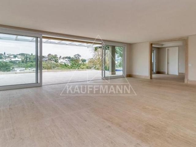 Casa à Venda no Jardim Guedala 4 Suítes 12 Vagas 750m² de Área Construída