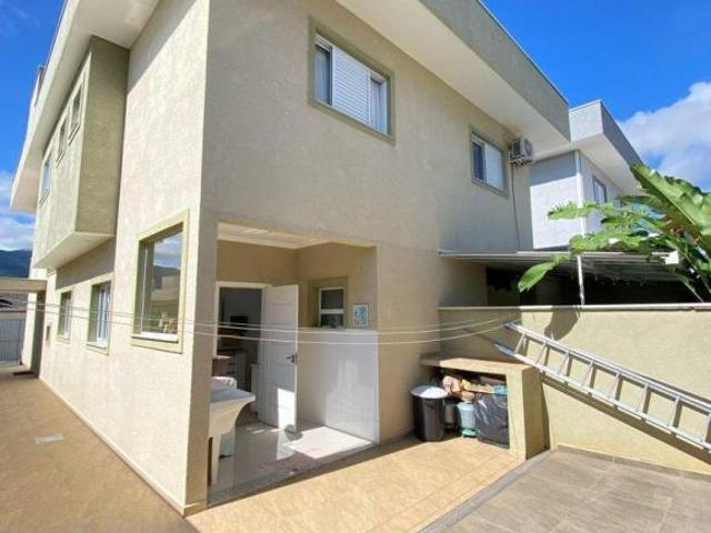 Casa à venda no Jardim Jaraguá