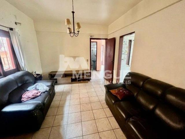 Casa à venda no Jardim Lindóia