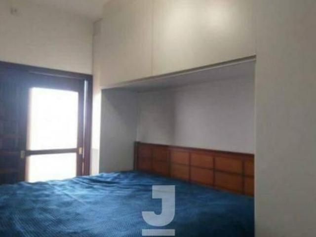 Casa no Jardim Paulista em Atibaia à Venda