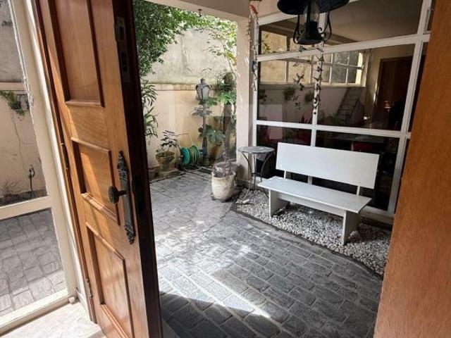 Casa à venda no Jardim Paulistano com 429 m² de terreno e enorme potencial de reforma