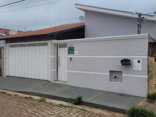 Casa à venda no Jardim Planalto em Guaxupé/MG