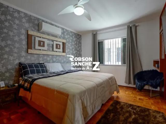 Casa a venda no Jardim Prudência com 3 quartos, 1 suíte, 4 vagas, 267m², área com hidromassagem!