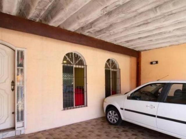 Casa à venda no Jardim Santa Mena com 2 quartos e 2 vagas