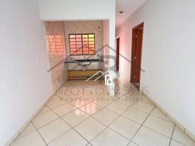 Casa a Venda No Jd Belo Horizonte próximo ao Polo Shopping 3 dormitórios 1 suíte! Aceita financi
