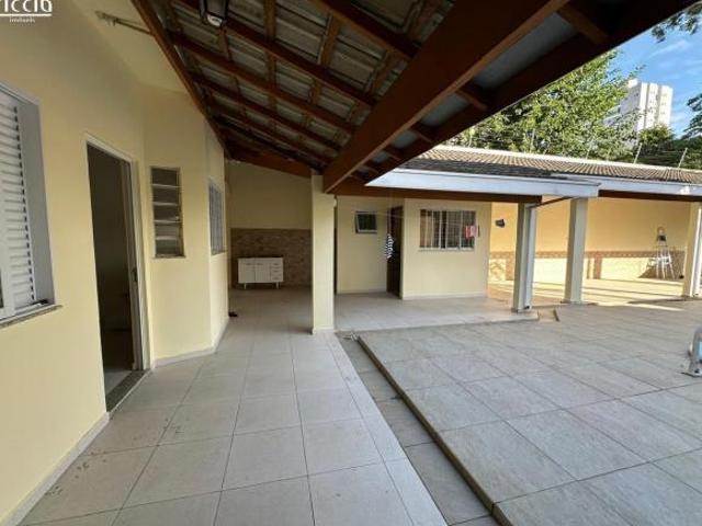 Casa à venda no Loteamento Villa Branca