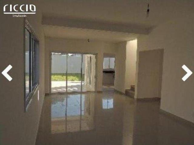 Casa à venda no Loteamento Villa Branca