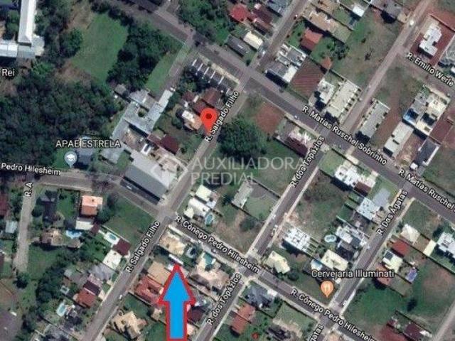 Casa à Venda no Loteamento Jardim das Pedras