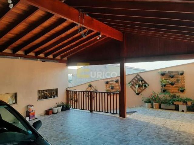 Casa à venda no Loteamento Residencial Água Nova em Valinhos/SP