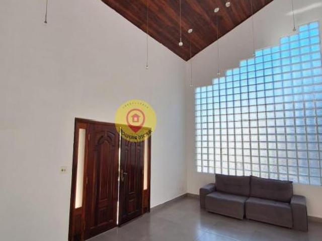 Casa à venda no Morada da Praia 4 Quartos, 2 Suítes, Piscina e Churrasqueira!