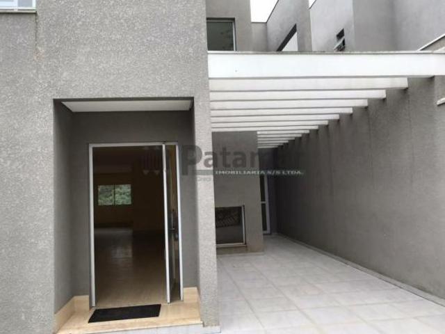 Sobrado NOVO ÚNICO jd londrina c melhor localizaçãoom 4 Quartos