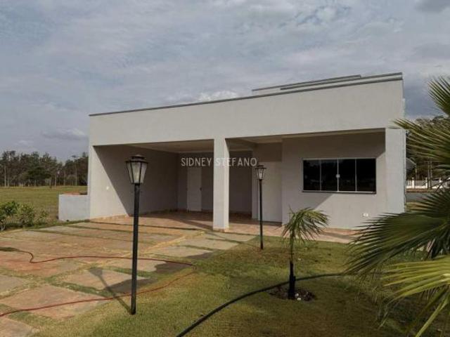 Casa a venda no Santa Bárbara Resort Residence