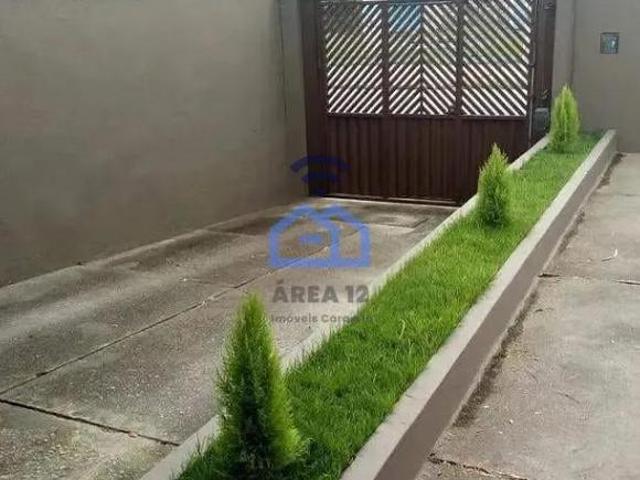 Casa à venda no Poiares em Caraguatatuba, SP
