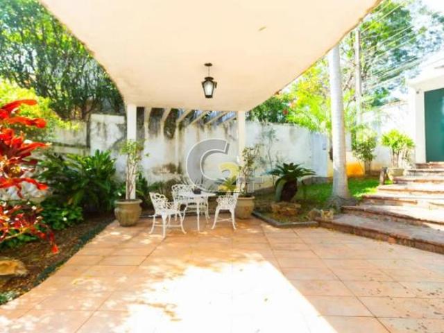 Casa a venda no Pacaembu 349m² 4 quartos 2 suites 4 vagas