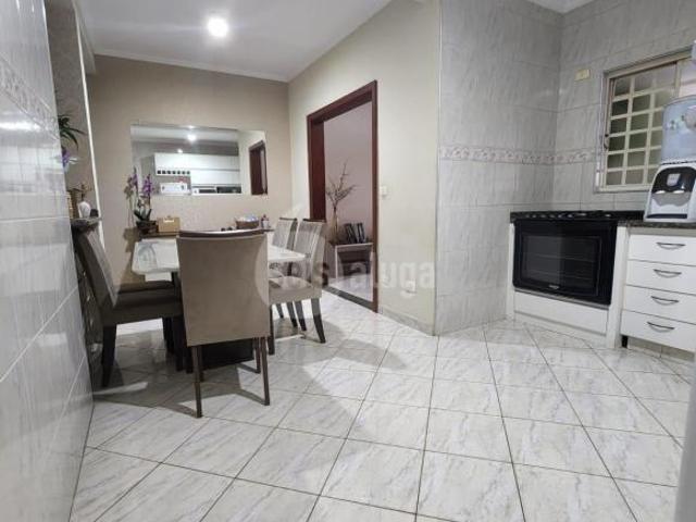 Casa à Venda no Parque Novo Mundo, Americana: 3 Dorms, 180m²