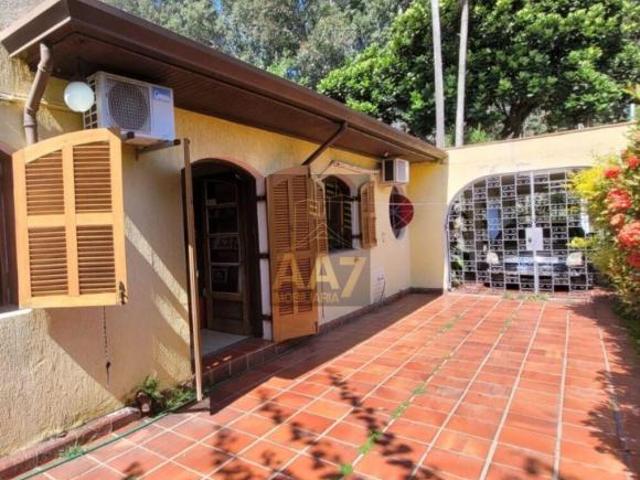 Casa a Venda no Parque Continental. com 480m² de terreno e 350m² área util