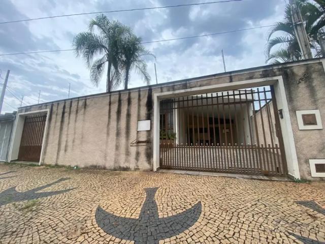 Casa à venda no Parque São Quirino em Campinas/SP