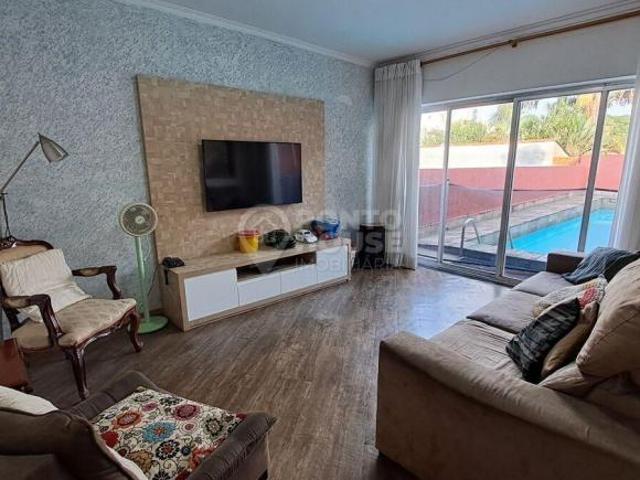 Casa à Venda no Planalto Paulista, 4 Suítes, 4 Vagas e Piscina, 270 m² Terreno