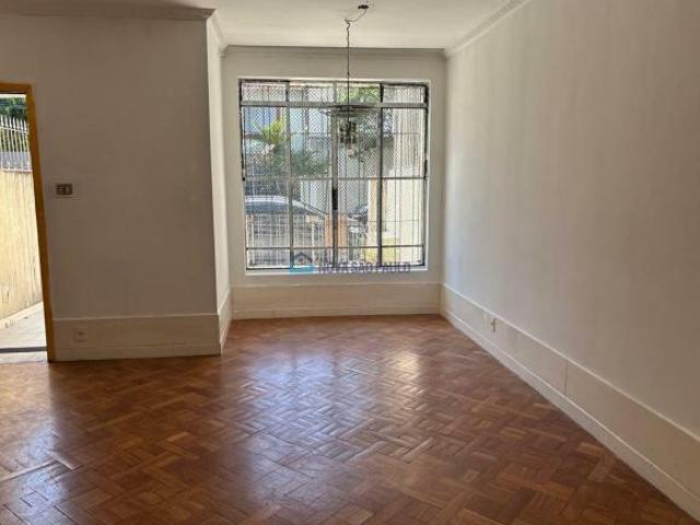 Casa à venda no Planalto Paulista