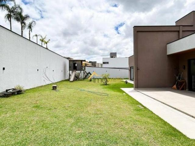 Casa à venda no Reserva do Paratehy em São José dos Campos
