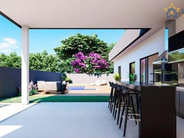 Casa à Venda no Residencial Shambala em Atibaia SP