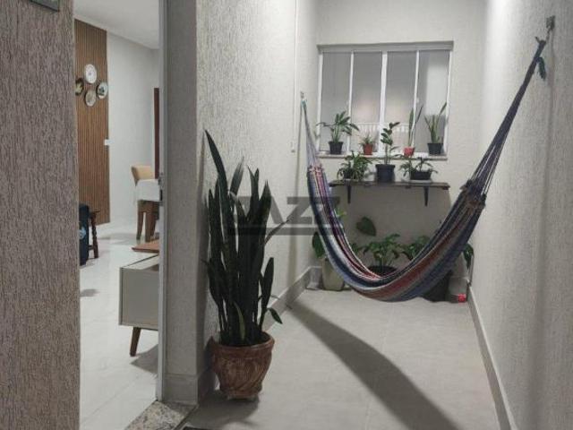 Casa à venda no Residencial União em São José dos Campos com 2 quartos, suíte, energia solar e área