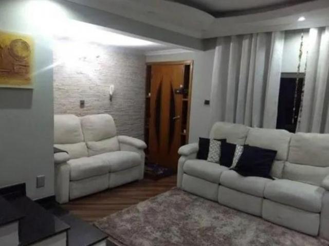 Casa à venda no Taboão com 270m² 2 dormitórios 5 banheiros 2 vagas