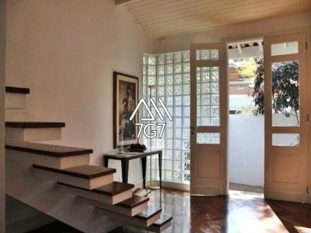 CASA À VENDA NA CIDADE JARDIM