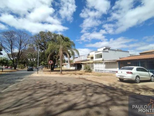 Casa à venda na Asa Sul