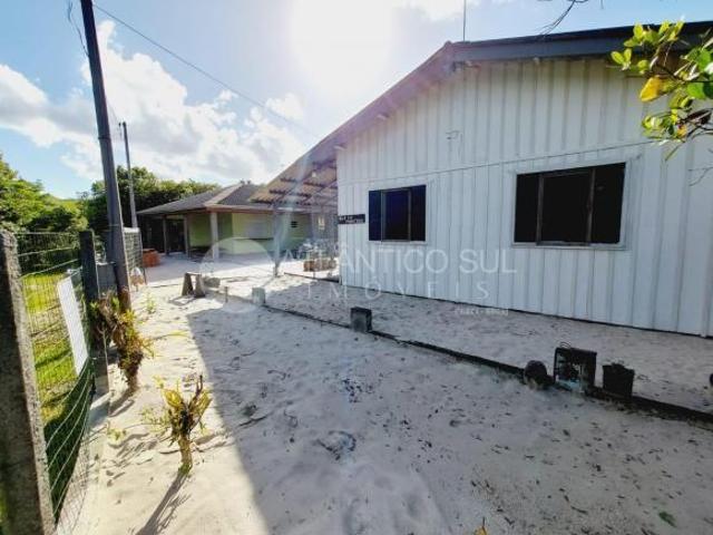 Casa à venda na ILHA DAS PEÇAS a 120 metros do mar, GUARAQUECABA PR