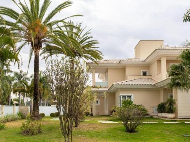 CASA À VENDA NA SMPW 14 – PARK WAY | 4 SUÍTES | 550 m² | PISCINA AQUECIDA | SAUNA | ENERGIA FOTOVOLT