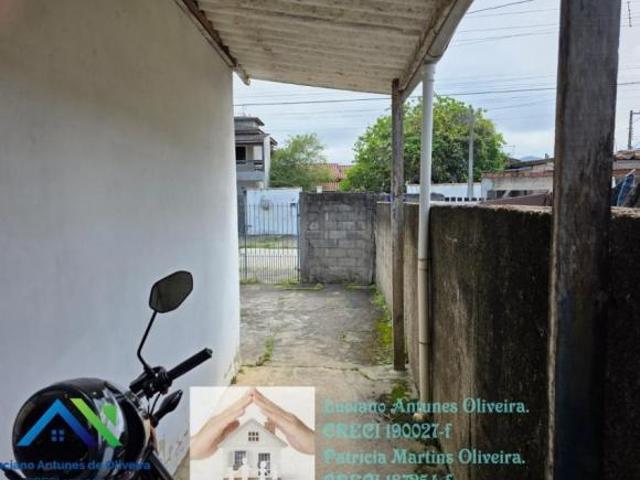 Casa à venda na Praia em Caraguatatuba Baln. Maria Helena